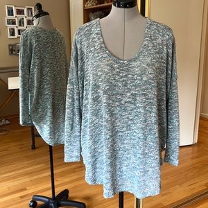 BOGO - Soft Lightweight Long Sweater M